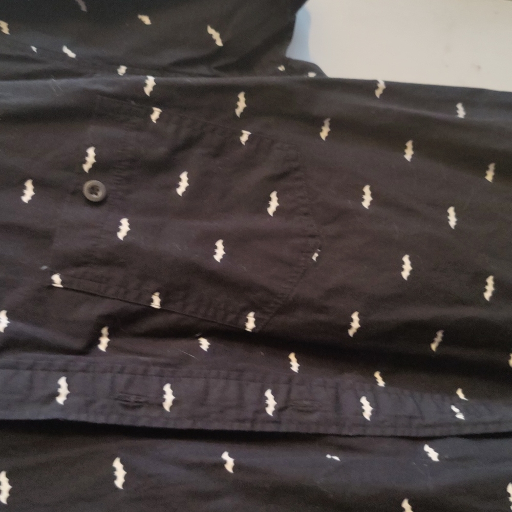 Batman button up - Picture 2 of 4